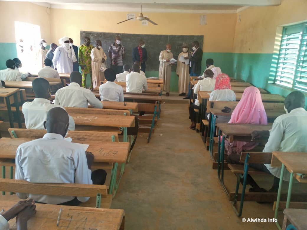 Une salle de classe au Tchad. Illustration © Alwihda Info