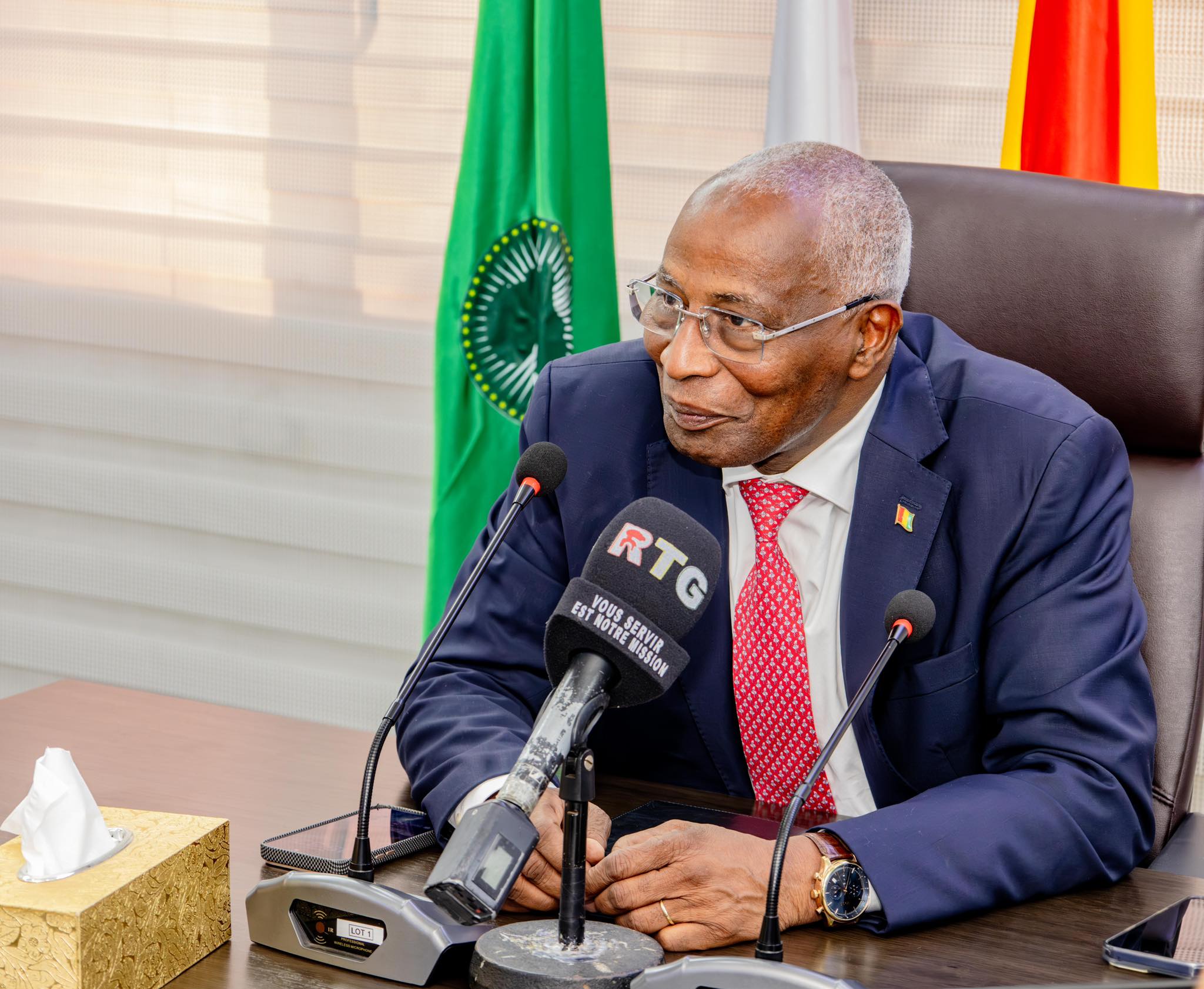 Guinée : le PM pilote la coordination pour la relocalisation et la modernisation des marchés