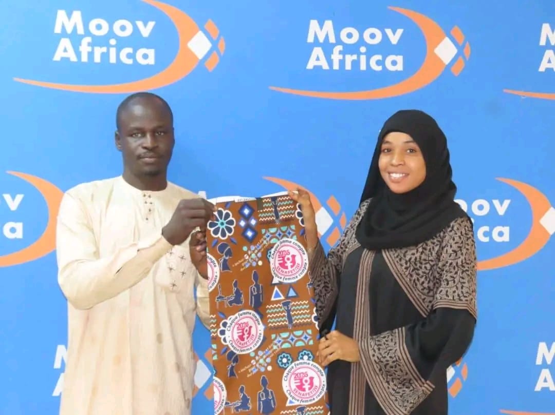 ​Moov Africa célèbre la femme : Première remise de prix de la PROMO Quiz Pagnes 08 mars 2026