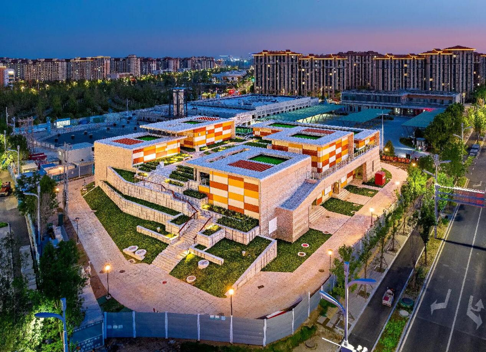 Photo shows a 110kV transformer substation in Xiongdong zone of Xiong'an New Area. (Photo/Yang Junfeng)