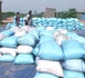 ENNEDI-EST : Le Président de la République offre 5 000 sacs de céréales aux réfugiés et aux communautés hôtes de Kariari