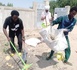 Tchad : Les associations LET'S DO IT et APERA nettoient le lycée de l'Unité de Moussoro