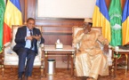 L'ancien Président tanzanien veut tirer le système éducatif tchadien "vers le haut"