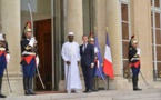 Les relations Tchad-France au menu d'un entretien d'une heure entre Déby et Macron