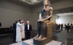 Les Chercheurs et les Intellectuels Visitent le Musée du Louvre à Abu Dhabi