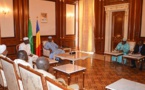 Tchad : "notre religion interdit de jurer sur la Bible", explique monseigneur Alphonse au président