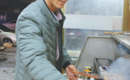 Uygur man from Xinjiang achieves success in inland China