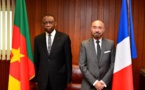 Cameroun/France : l’ambassadeur Ekoumou présente les copies figurées