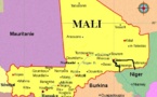 L'UA  réaffirme l’attachement de l’UA à l’unité nationale et à l’intégrité territoriale du Mal