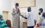 Tchad : l'ADETIC offre des tablettes numériques à des jeunes de la ville de Bol