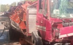 N'Djamena : un camion s'encastre contre le mur d'un lycée et renverse sa cargaison de bières