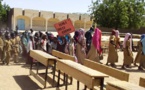 Tchad : 1000 tables-bancs offerts aux élèves de la province du Batha