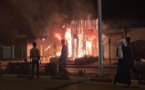 N'Djamena : une boutique prend feu à la rue de 40m