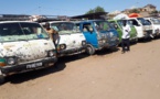 Tchad : Les bus de transport en commun ressemblent à des brouettes motorisées