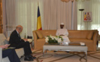 Tchad-France : le président du CMT échange avec Le Drian Tchad-France : le président du CMT échange avec Le Drian
