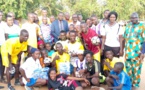 Tchad : l'équipe de handball du Mayo Kebbi Ouest reçoit un don d'équipements sportifs