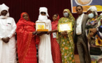 Tchad : l'ex-otage Nassour Mahamat Isakh reçoit un certificat de bravoure