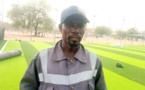 Tchad : Ahmat, l'unique technicien spécialisé en installation de pelouse synthétique