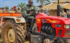 Guinée : le président supervise l'entretien de sa plantation de 59 hectares