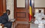 Un émissaire de Macky Sall remet un "pli secret" au Président tchadien