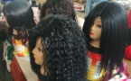Tchad : les femmes de N'Djamena et leur relation complexe avec les perruques et les tresses