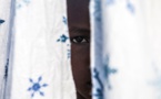 Les conflits sont devenus plus complexes, alimentés par la prolifération de groupes armés non étatiques. Sur cette photo, un ancien enfant soldat de 12 ans a retrouvé un oncle avec le soutien de l'UNICEF en RDC. © UNICEF/Vincent Tremeau
