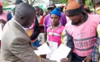 Cameroun : Plus de 100 moto taximen reçoivent gratuitement leurs actes de naissance