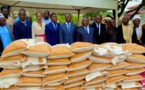 Cameroun : le ministre du Commerce offre des denrées alimentaires à la communauté musulmane