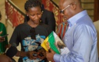 Guinée Bissau : le président dédicace son livre "Changement dynamique" aux ministres