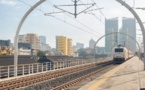 La Tanzanie lance son premier train électrique : un nouveau jalon pour le transport ferroviaire en Afrique de l'Est