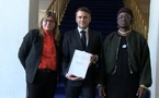 Cameroun-France : le rapport sur les exactions coloniales a été remis au président Macron Cameroun-France : le rapport sur les exactions coloniales a été remis au président Macron