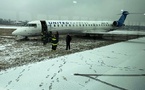 USA - Sursaut à l'aéroport de Saint-Louis : Un CRJ550 de United Express sort de piste USA - Sursaut à l'aéroport de Saint-Louis : Un CRJ550 de United Express sort de piste