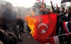Les irakiens manifestent contre la présence des militaires turcs