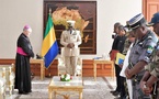 Hommage du Président du Gabon Oligui Nguema au Pape François Hommage du Président du Gabon Oligui Nguema au Pape François