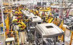 China's industrial robots evolve into intelligent "all-rounders"