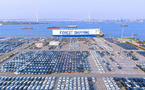 China's port economy powers ahead with strong momentum