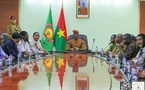Burkina : le capitaine Ibrahim Traoré accueille les anciennes gloires du football africain