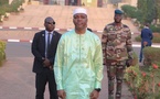 Mali : Le Général Abdoulaye Maïga réaffirme les valeurs républicaines lors de la montée des couleurs à la Primature
