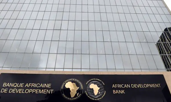 Fitch maintient la note 'AAA' de la Banque africaine de développement, avec perspective stable