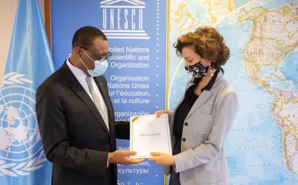 UNESCO : L’ambassadeur du Cameroun en France présente ses lettres d’introduction