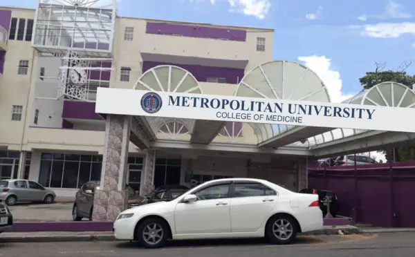 Metropolitan University College of Medicine annonce des bourses d’études allant jusqu'à 50%