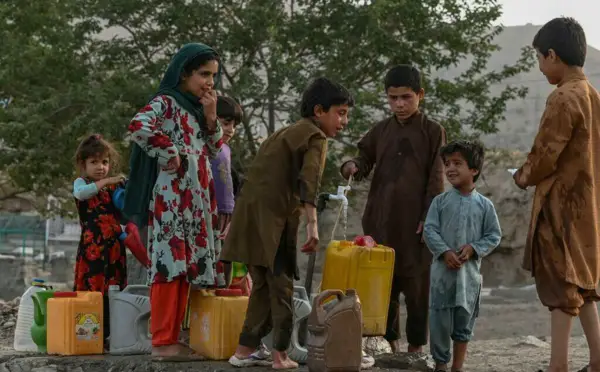 Afghanistan : 97 % de citoyens pourraient sombrer dans la pauvreté d'ici 2022