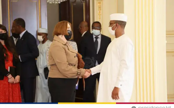 Tchad : le président du CMT reçoit la secrétaire d’Etat adjointe américaine