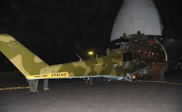 La Russie livre des hélicoptères de combat et des équipements militaires au Mali
