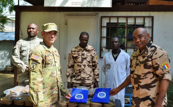 Tchad : les États-Unis offrent du matériel de soins à l'armée de l'air