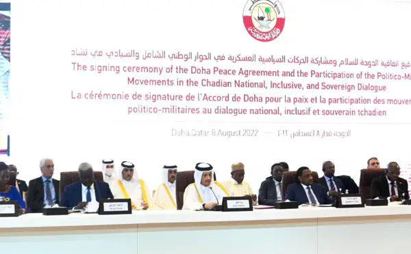Tchad : la France salue la signature de l'accord de Doha avec 43 tendances