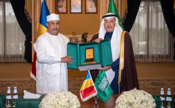 Défense : le Tchad et l'Arabie Saoudite signent un mémorandum d'accord de coopération