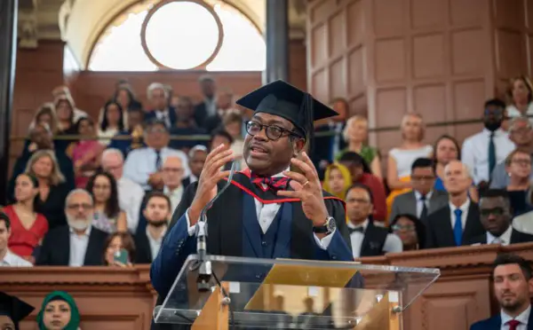Afrique : le président de la BAD appelle les diplômés d’Oxford à être des acteurs du changement