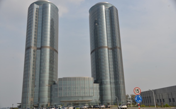 Une vue des 2 tours jumelles de Brazzaville