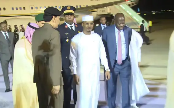 Sommet afro-saoudien : le président tchadien Mahamat Idriss Deby assiste aux travaux